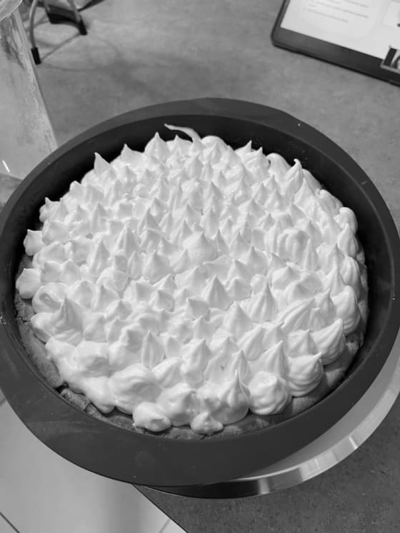 Step 7: Top with the meringue